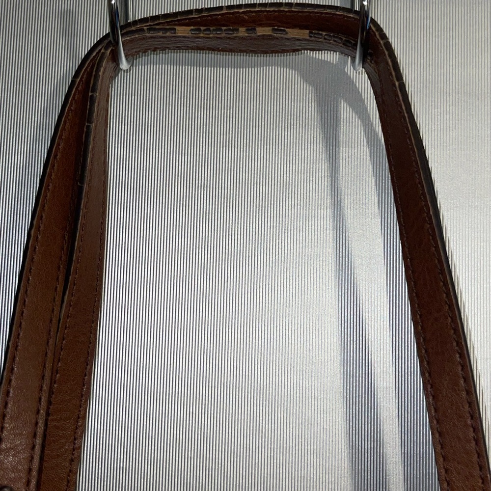 Large FOSSIL Tote - Picture 3 of 8